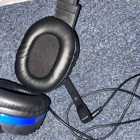 LvL-Up Artillery Pro Gaming Headset - Excellent Condition 9/10⭐️ - Picture 13 of 15